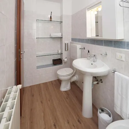 Lägenhet Tiffany By Interhome